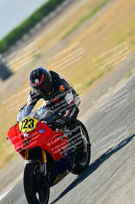 media/May-02-2025-CRA (Fri) [[8ae20d389f]]/Track Photos/Sunrise/